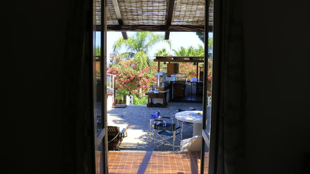 Cala Cavone Guest House Ponza Dış mekan fotoğraf